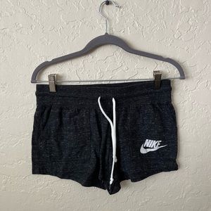 Nike Shorts - Size Medium - GUC